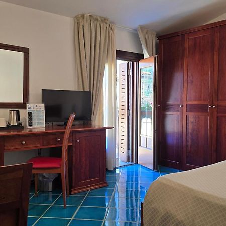 Hotel Pisacane 사프리 외부 사진