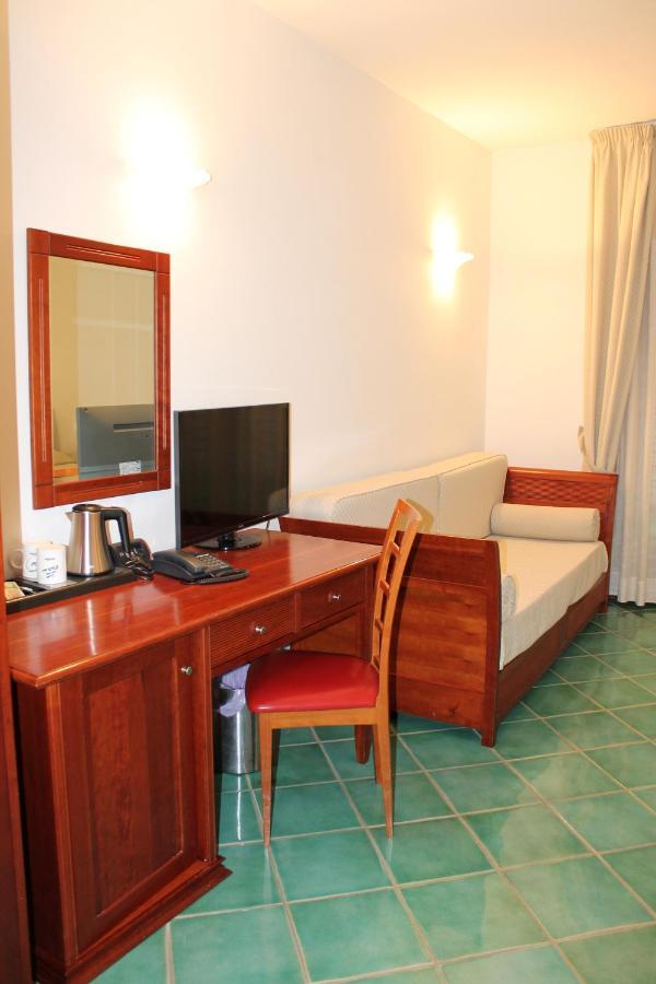 Hotel Pisacane 사프리 외부 사진
