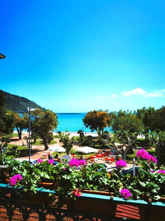 Hotel Pisacane 사프리 외부 사진